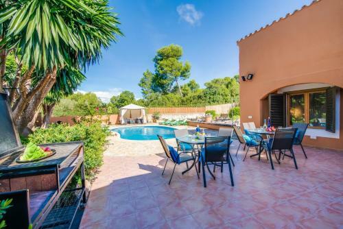 Cala Mesquida Villa Sleeps 5 Pool Air Con Wifi