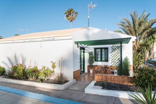 Apartamento Lets Holidays Puerta Del Sol Bungalow