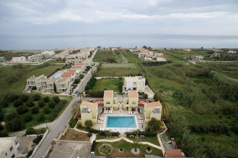 Hotel Daphnis Villas