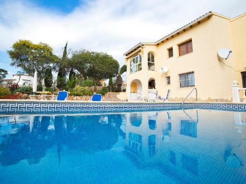 Holiday Home Villa Alium