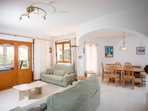 Holiday Home Casa Los Almendros