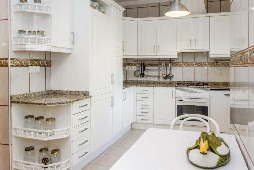 Calpe Villa Sleeps 6 Wifi