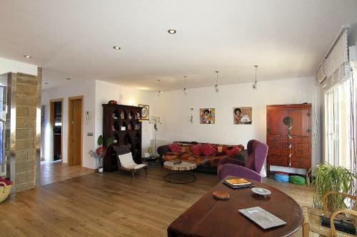 Exclusive 4 Bedroom Bungalow