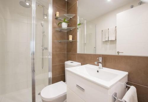Calpe Apartment Sleeps 4 Pool