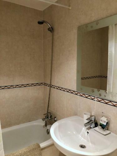 Apartamentos Apolo 17