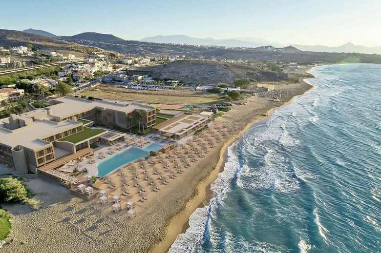 Hotel Aks Minoa Palace