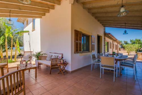 Can Picafort Villa Sleeps 8 Pool Air Con