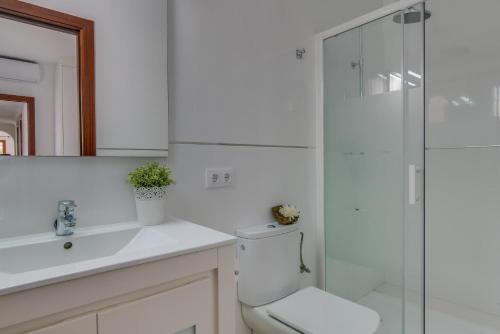 Can Picafort Villa Sleeps 6 Air Con Wifi