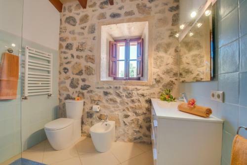 Capdepera Villa Sleeps 6 Pool Wifi