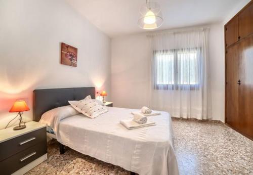 La Fustera Villa Sleeps 14 Pool