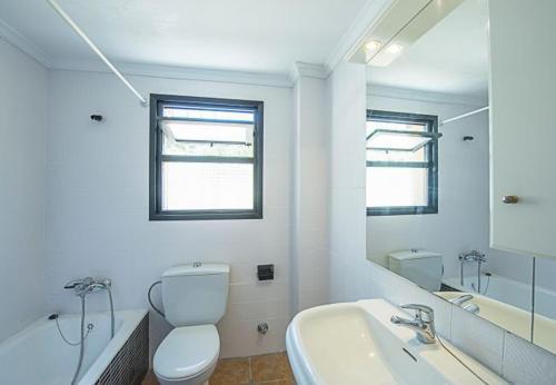 Casas De Torrat Villa Sleeps 12 Pool