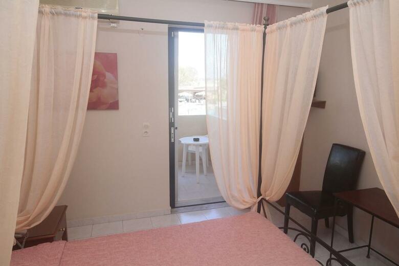 Hotel Roselands