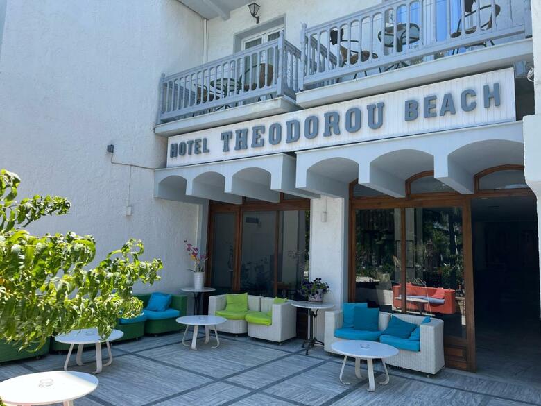 Hotel Theodorou Beach