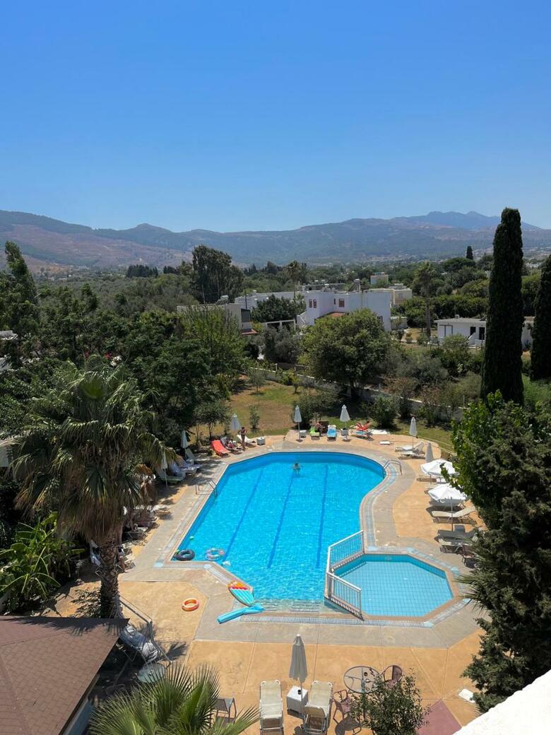 Hotel Theodorou Beach