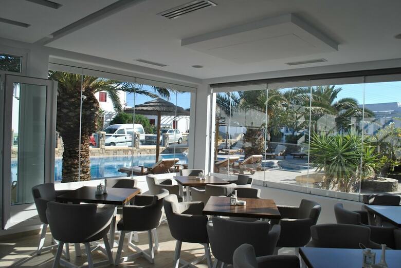 Hotel Petinaros