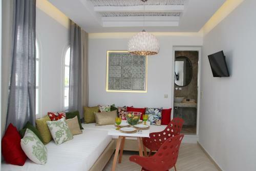 Spiros Hotel