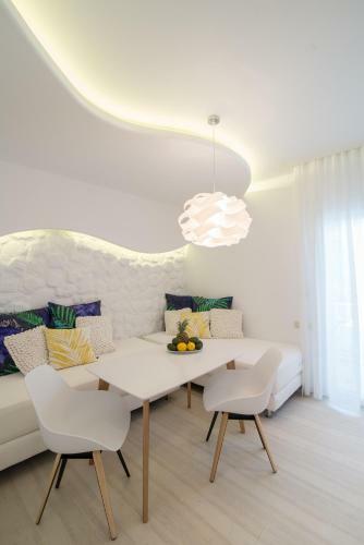 Spiros Hotel