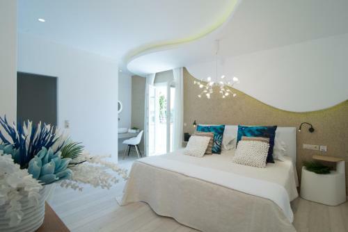 Spiros Hotel