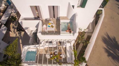 Spiros Hotel
