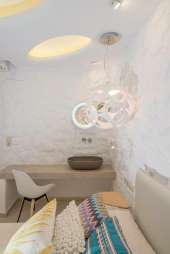 Spiros Hotel
