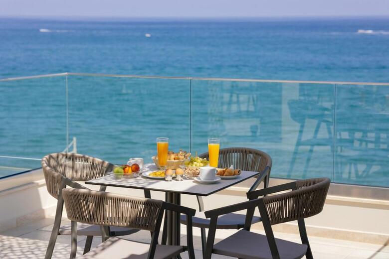 Hotel Batis