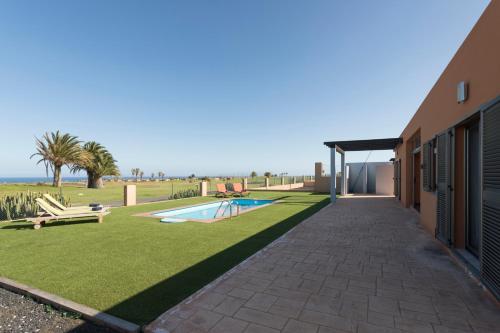 Villas Caleta Beach & Golf