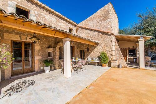 Costitx Villa Sleeps 6 Pool Air Con Wifi