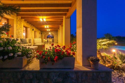 Es Barcares Villa Sleeps 11 Pool Wifi
