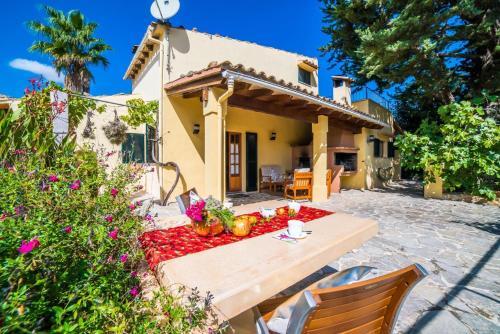 Es Barcares Villa Sleeps 6 Pool