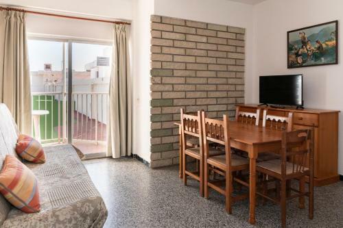 Apartamento Montemar, C-12�-33