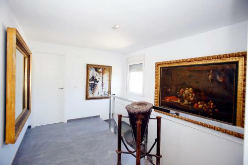 Villa Prime Holidays, Las Rotas