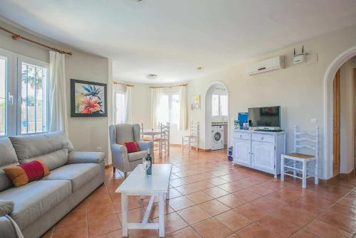 Torrecarrals Villa Sleeps 6 Air Con Wifi