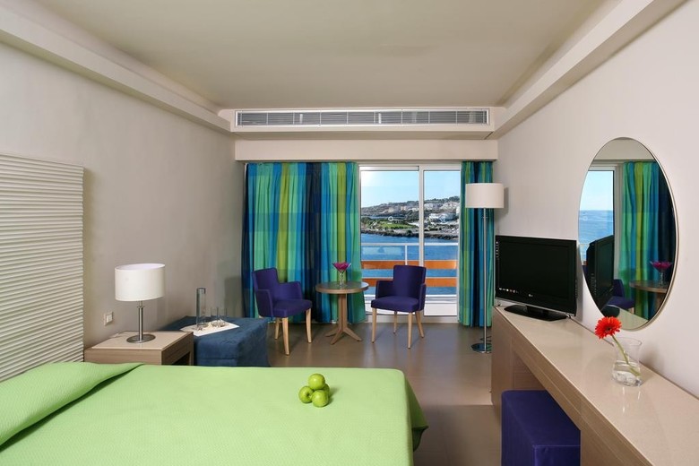 Hotel Eden Roc Resort