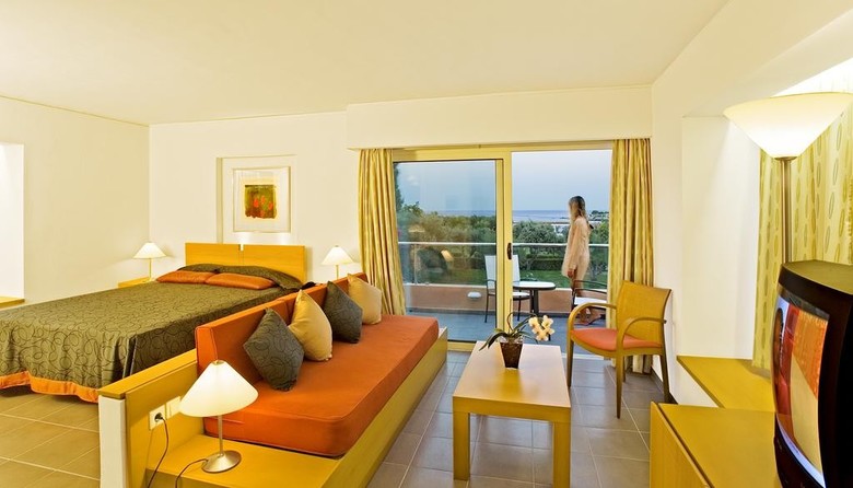 Hotel Eden Roc Resort