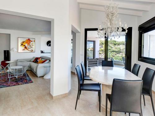 Holiday Home Villa Kerstenne