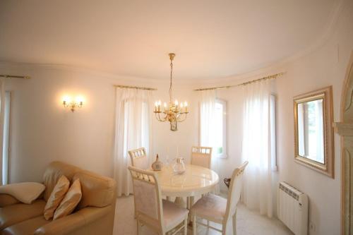 Villa Alqueria Pl 8p