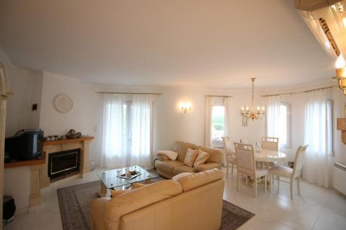 Villa Alqueria Pl 8p