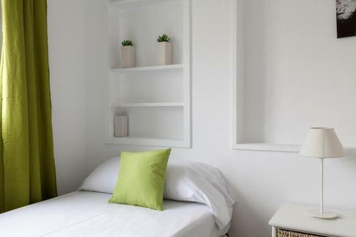 Denia Apartment Sleeps 4 Air Con Wifi
