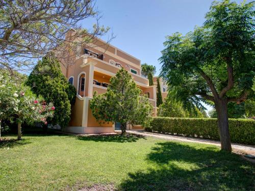 Holiday Home Al Zur