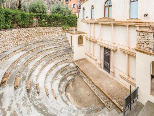 Three-bedroom Holiday Home In Campello