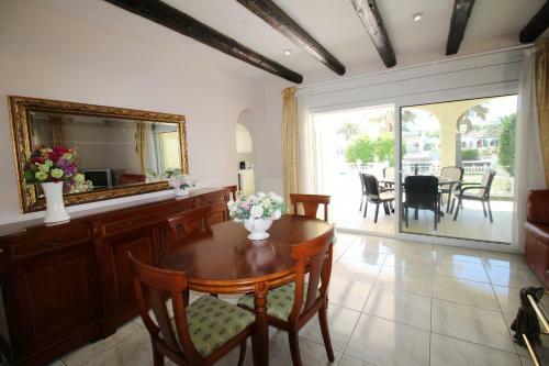 Apart-rent Villa Tordera