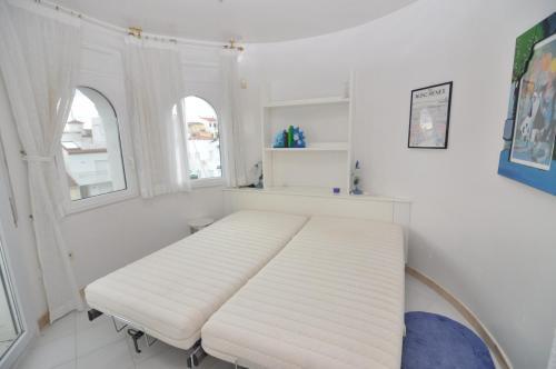 Villa Rnet - Port Primer Empuriabrava
