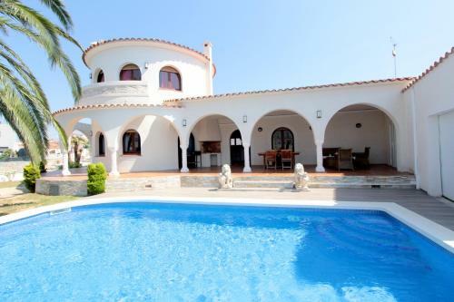 Villa Leon Inmo Cap Ras 29 G - 10627