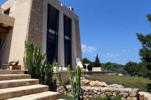 Cubells Villa Sleeps 7 Pool Air Con Wifi