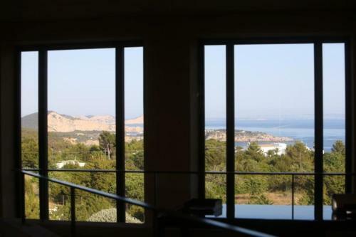 Cubells Villa Sleeps 7 Pool Air Con Wifi