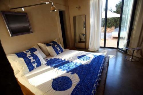 Cubells Villa Sleeps 7 Pool Air Con Wifi