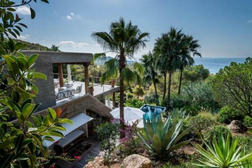 Cubells Villa Sleeps 12 Pool Air Con Wifi