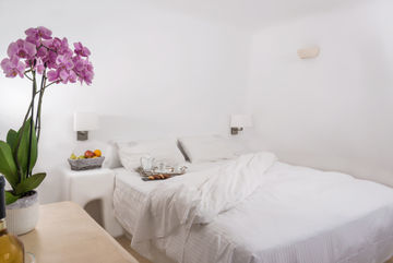 Hotel Iliovasilema Suites