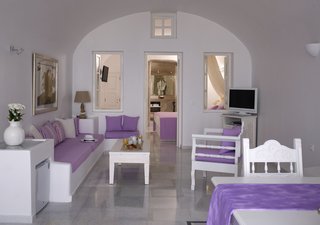 Hotel Iliovasilema Suites