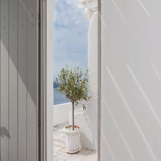 Hotel Iliovasilema Suites